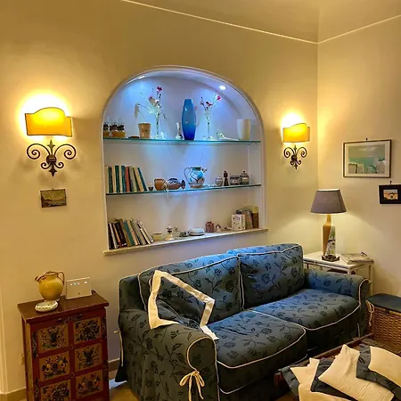 Semesterbostad Cava By Capri