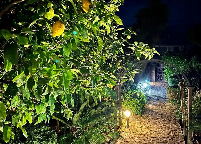 Cava By Capri * Anacapri (Isola di Capri)